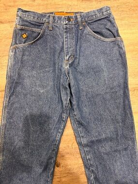 Wrangler FR Mens 33 x 30 Riggs Workwear Flame Resistant Jeans